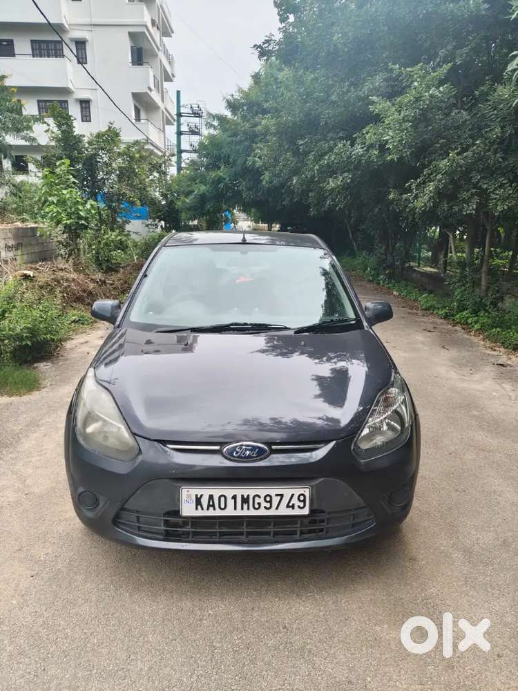 Ford Figo 1.2 Petrol Zxi 2011