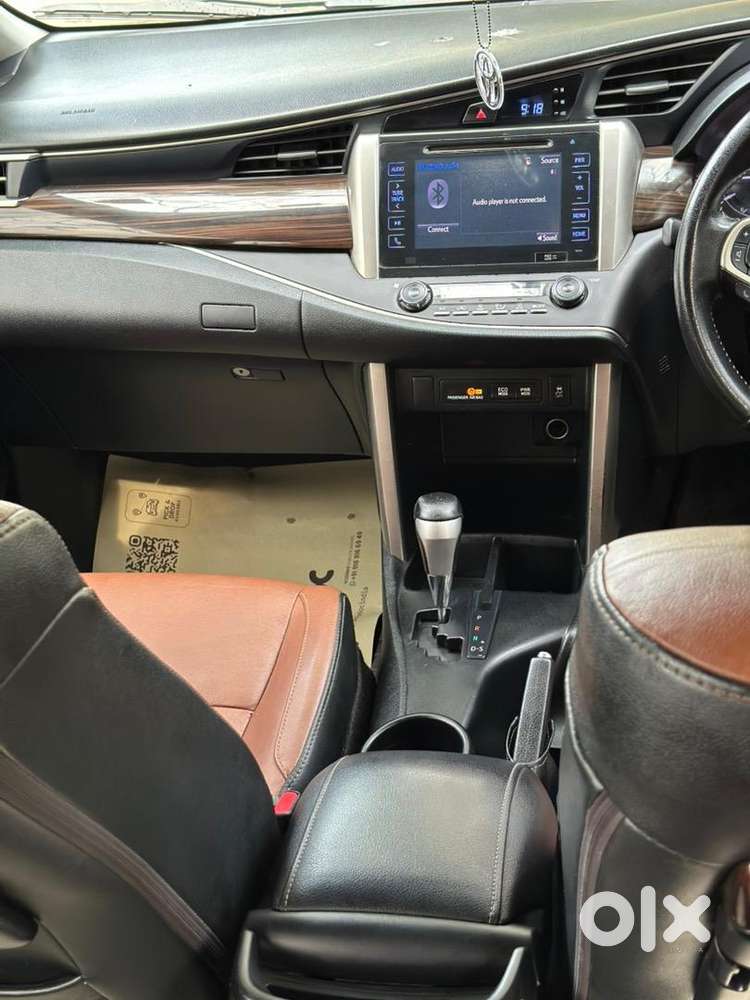 Toyota Innova Crysta 2017 Diesel Well Maintained