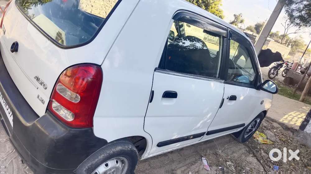 Maruti Suzuki Alto 2009 Petrol 98000 Km Driven