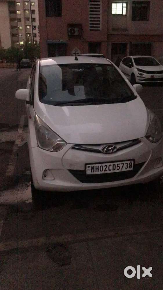Hyundai Eon Magna+ 2011 Variant