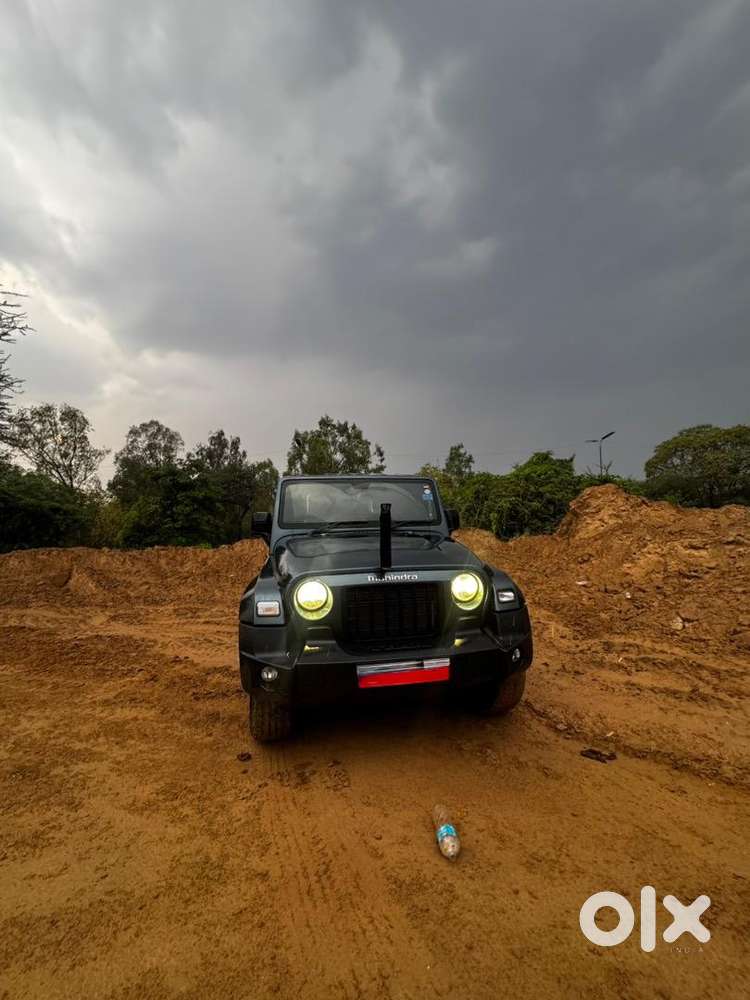 Mahindra Car 2023 Top Model And 1st Owner In Family Itself.
