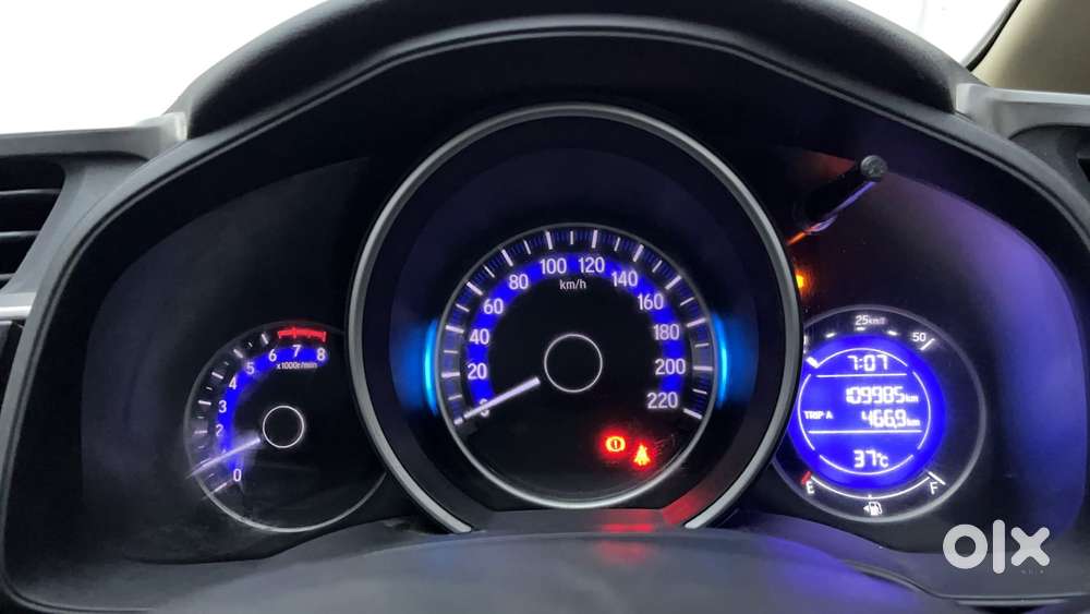 Honda Jazz [2020-2023] 1.2 V I-vtec Mt, 2015, Petrol