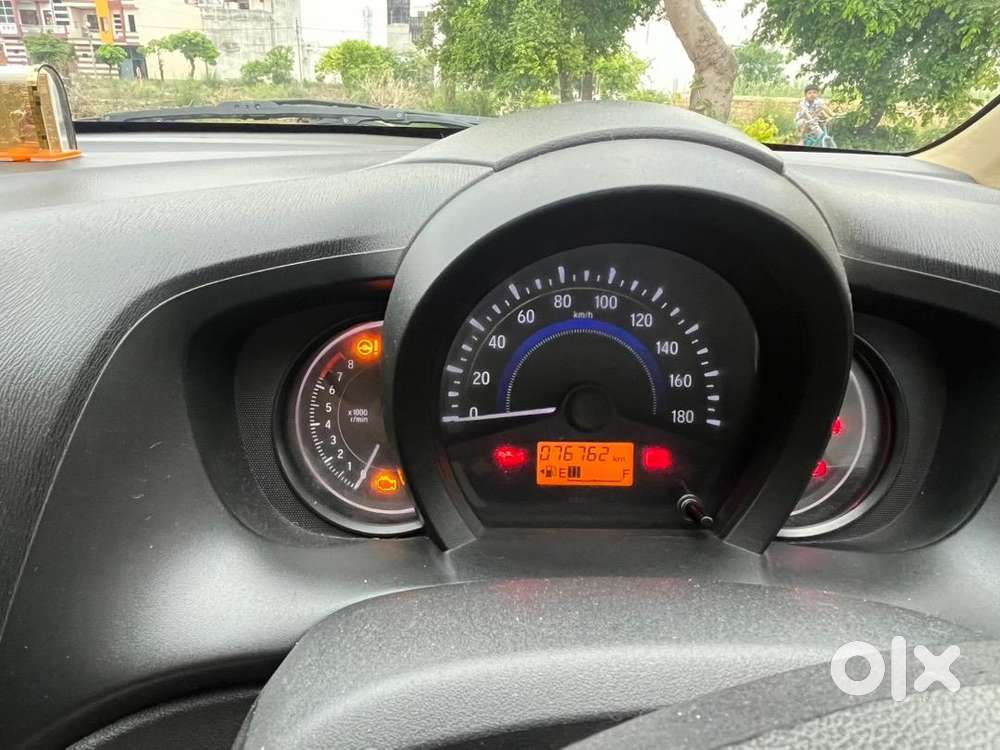 Honda Amaze 2015 Petrol Well Maintained