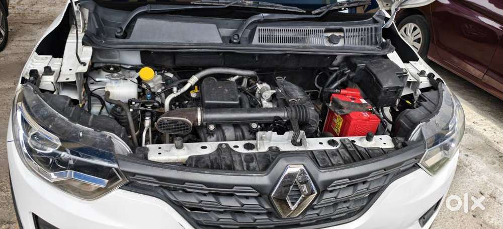 Renault Triber Rxl, 2023, Petrol