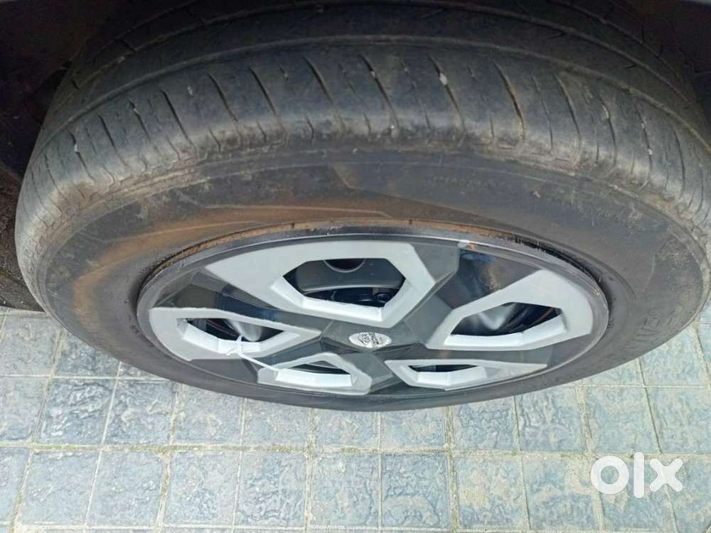 Tata Nexon 1.5 Revotorq Xm (s), 2018, Diesel