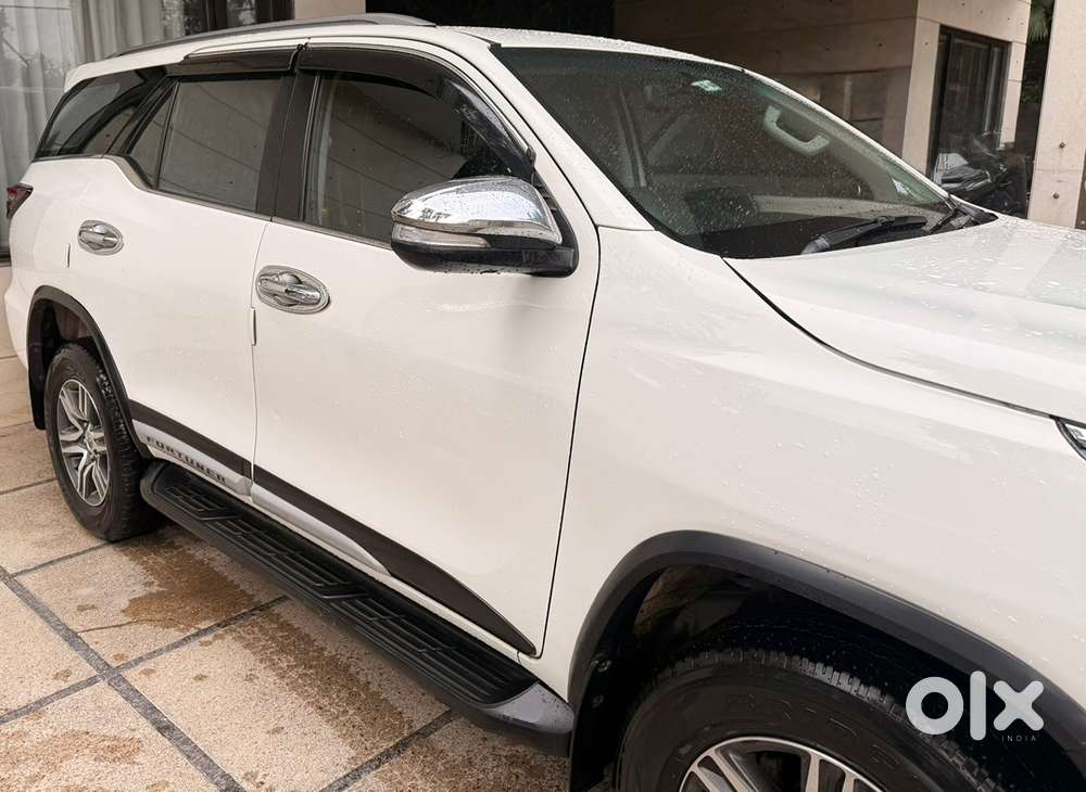 Toyota Fortuner Petrol 2017