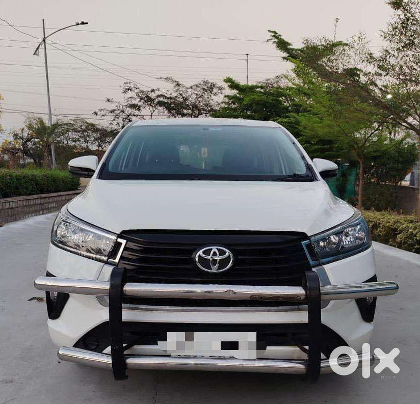 Toyota Innova Crysta