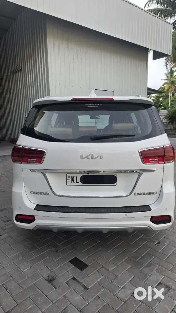 Kia Grand Carnival 2023