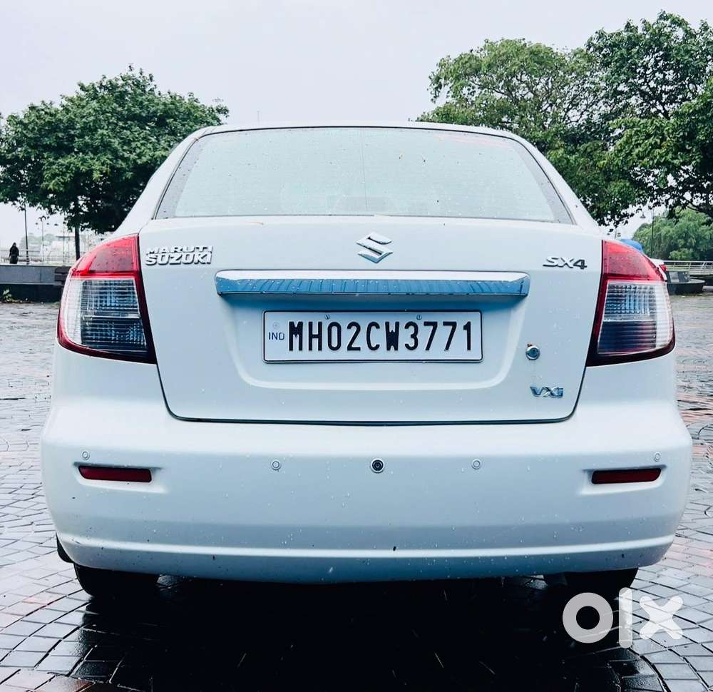 Maruti Suzuki Sx4 Vxi Bsiv, 2013, Petrol