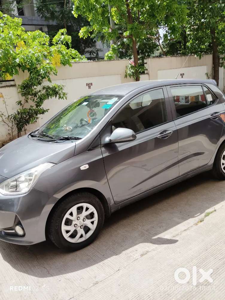 Hyundai Grand I10 Sportz 2017-2018 Petrol 39000 Km Driven