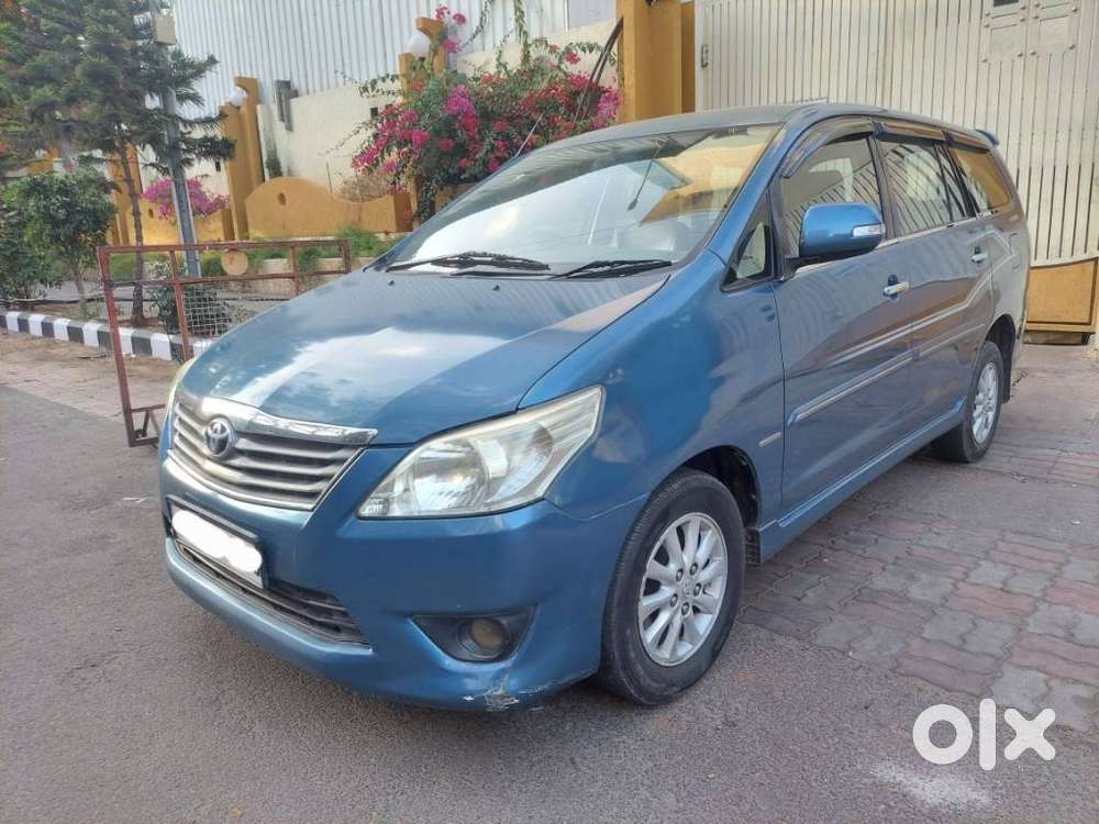 Toyota Innova 2.5 V 7 Str, 2012, Diesel