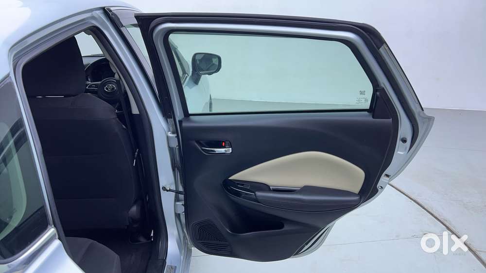 Toyota Glanza 1.2 V, 2024, Petrol