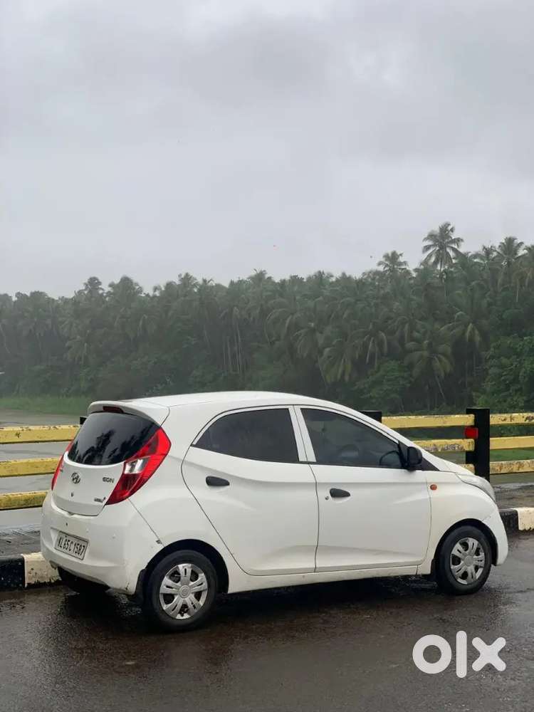Hyundai Eon 
Option Era Plus 
Model 2013
Owner Second 
Km 67000/