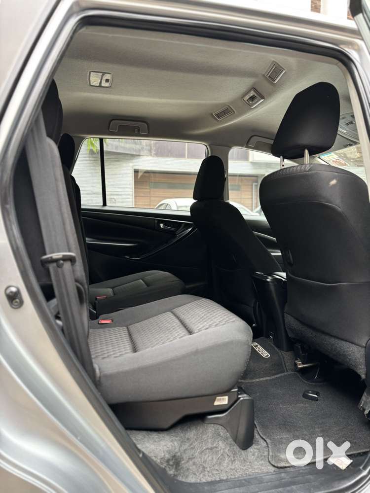 Toyota Innova Crysta