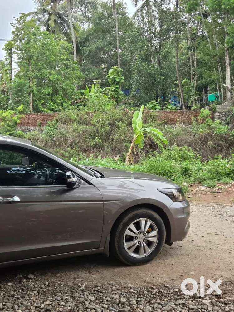 Honda Accord 2011 Petrol 140000 Km Driven