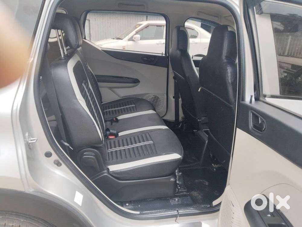 Renault Triber Rxl, 2022, Petrol