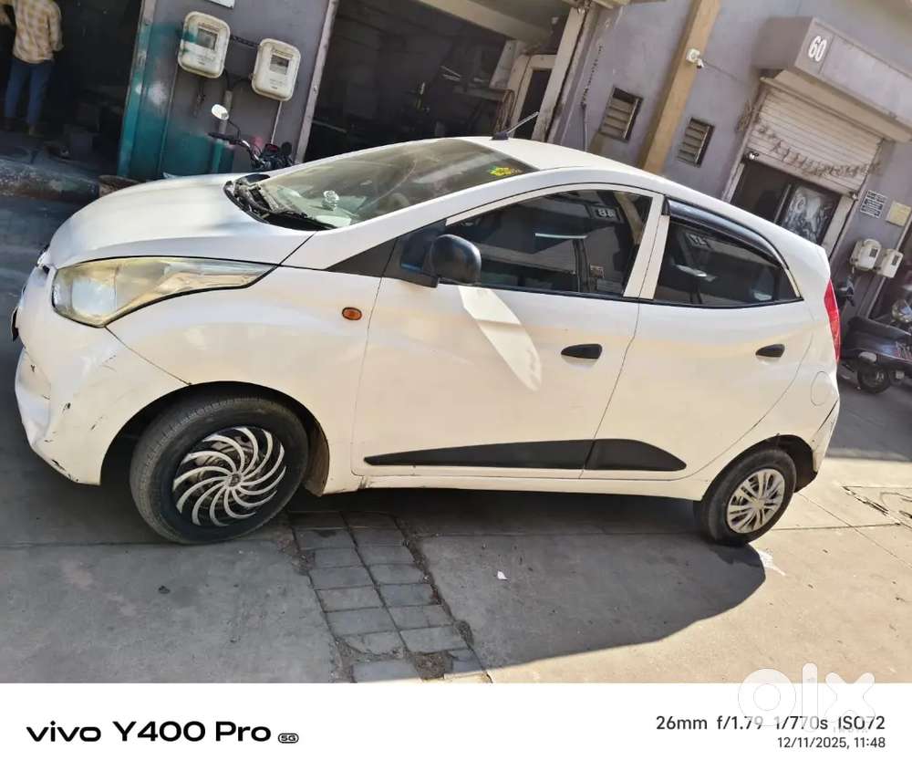 Hyundai Eon Era 2012 Petrol
