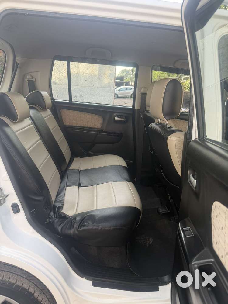 Maruti Suzuki Wagon R Vxi 1.0, 2017, Petrol
