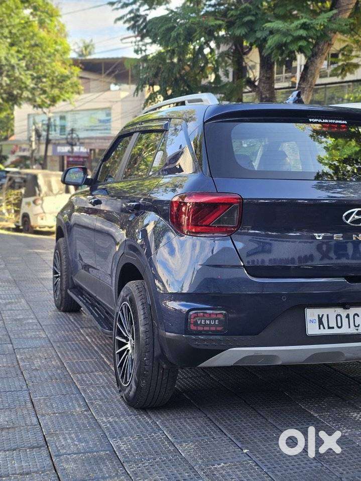 Hyundai Venue S 1.2 Petrol, 2021, Petrol