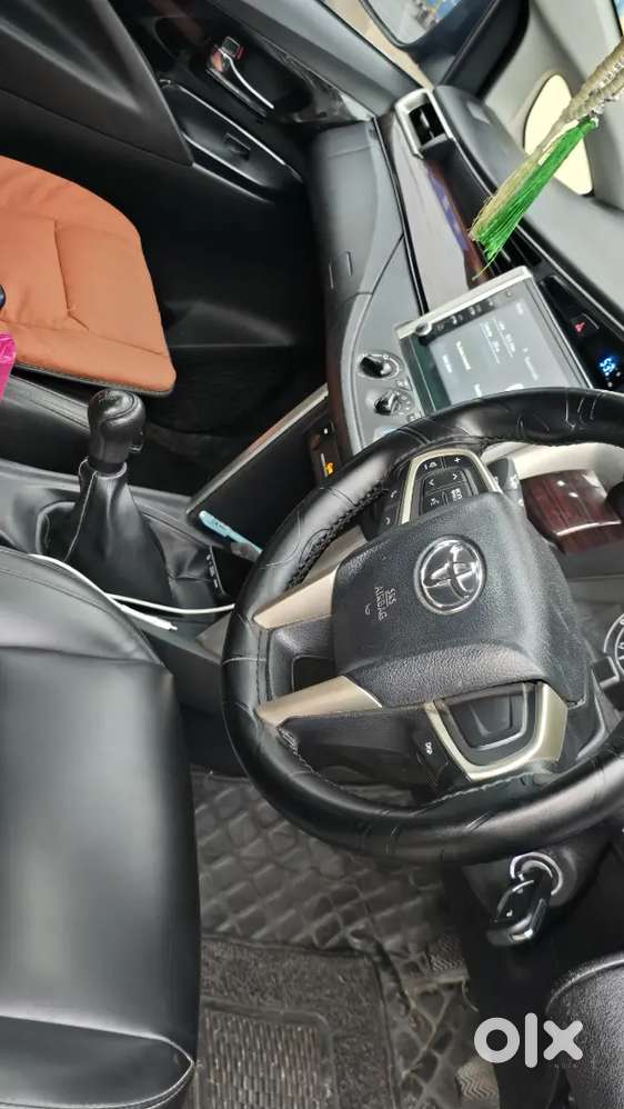 Toyota Innova Crysta 2022 Diesel 75000 Km Driven