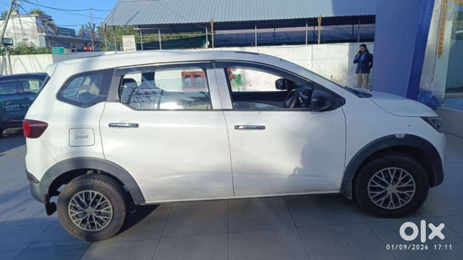 Renault Triber 1.0 Rxe, 2020