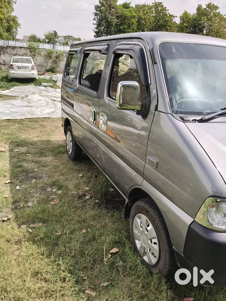 Maruti Suzuki Eeco 2025 Cng & Hybrids 6000 Km Driven