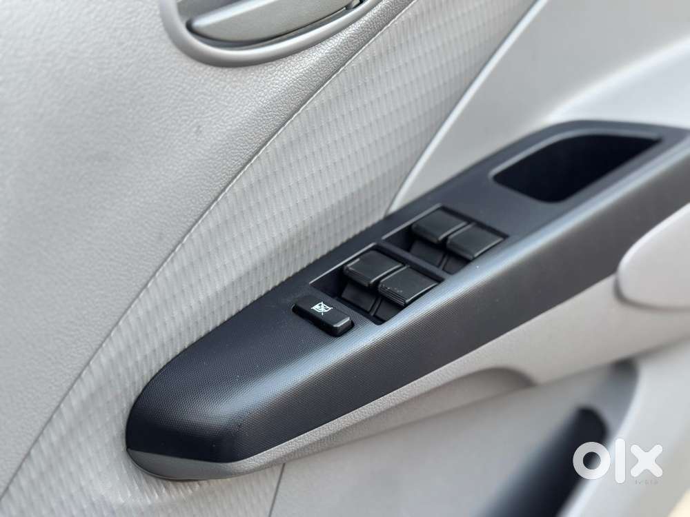 Toyota Etios G Exclusive, 2011, Petrol