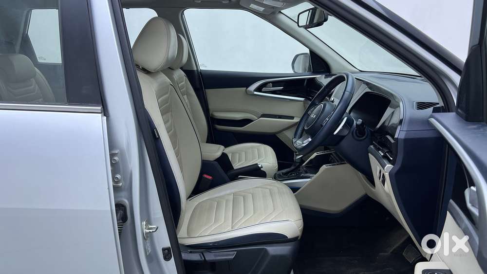 Kia Carens 1.4 Luxury Plus Dct 7 Str, 2022, Petrol