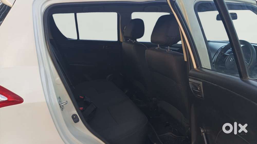 Maruti Suzuki Swift 1.3 Lxi, 2013, Petrol