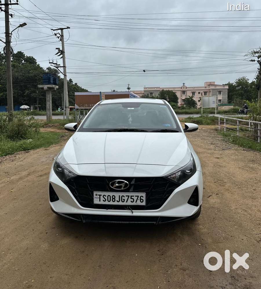 Hyundai I20 Asta (o) 2022  With Sunroof