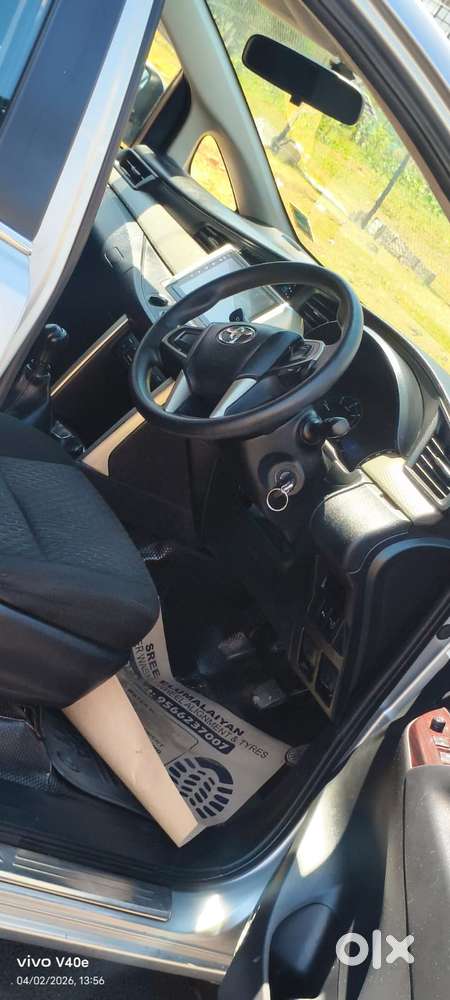 Toyota Innova Crysta 2.4 Gx Mt, 2017, Diesel