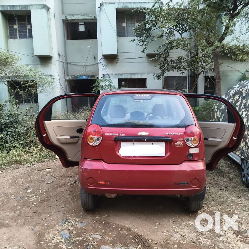 Chevrolet Spark 2011 Petrol Well Maintained