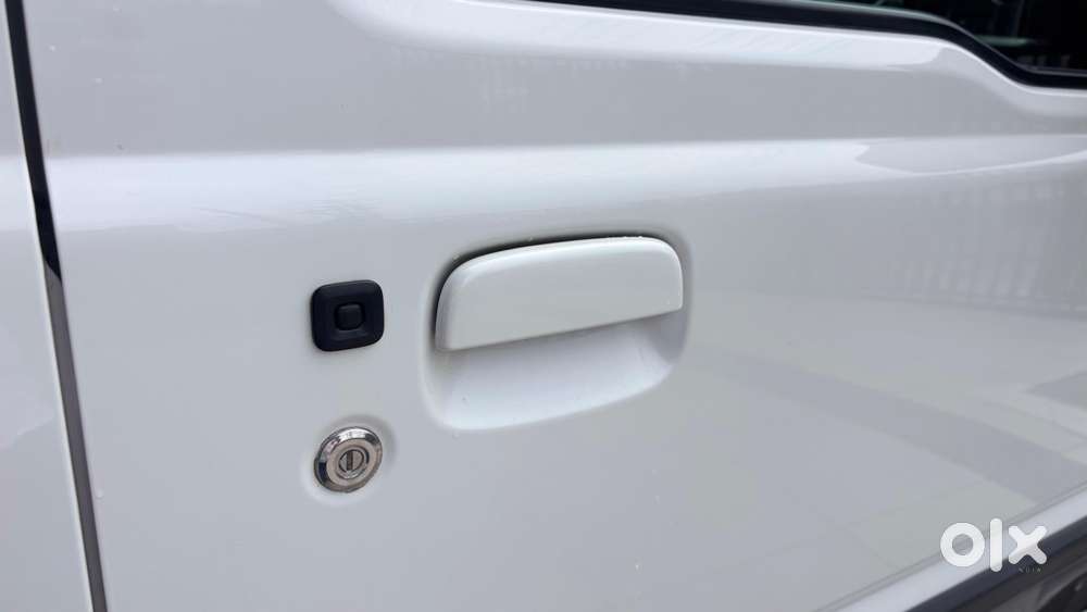 Maruti Suzuki Jimny, 2023, Petrol