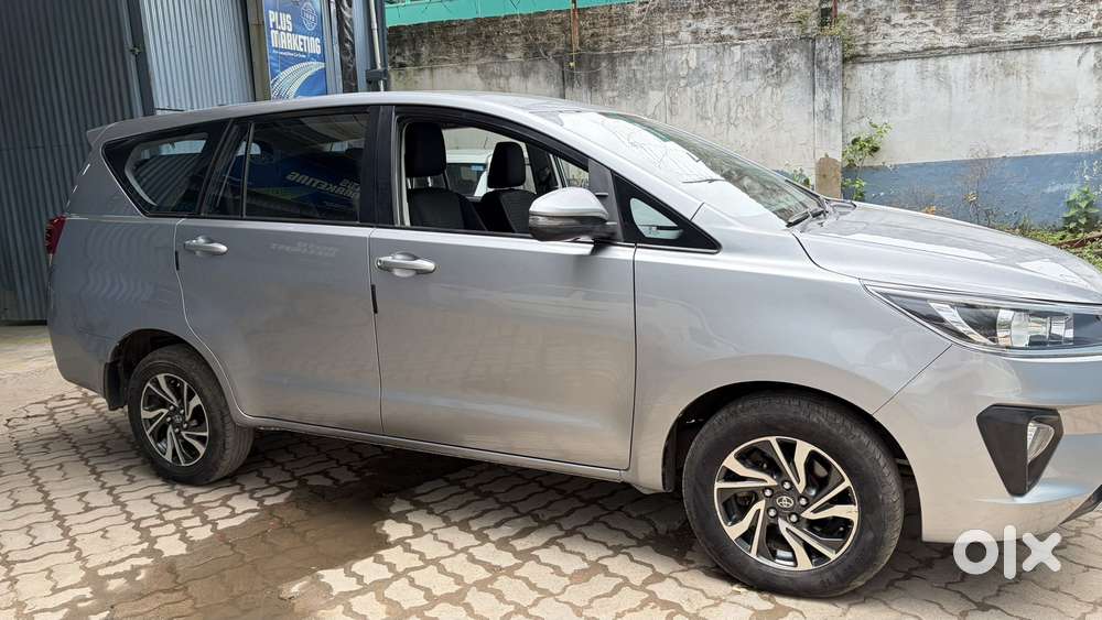 Toyota Innova Crysta 2.8 Gx At 7 Str, 2022, Diesel