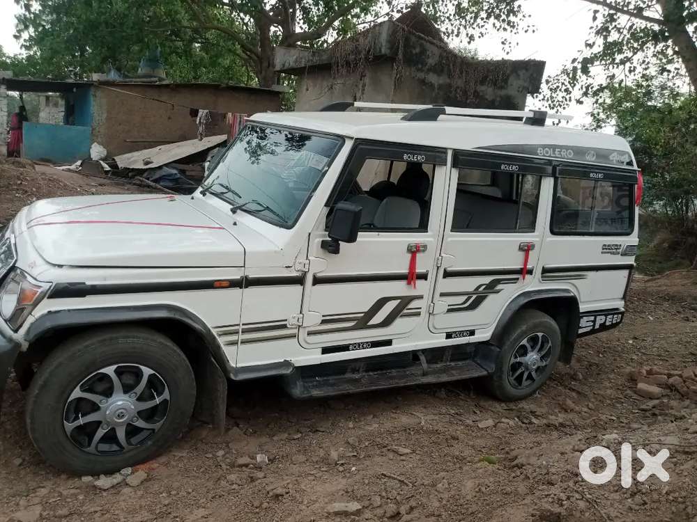 Mahindra Bolero Neo Plus 2015
