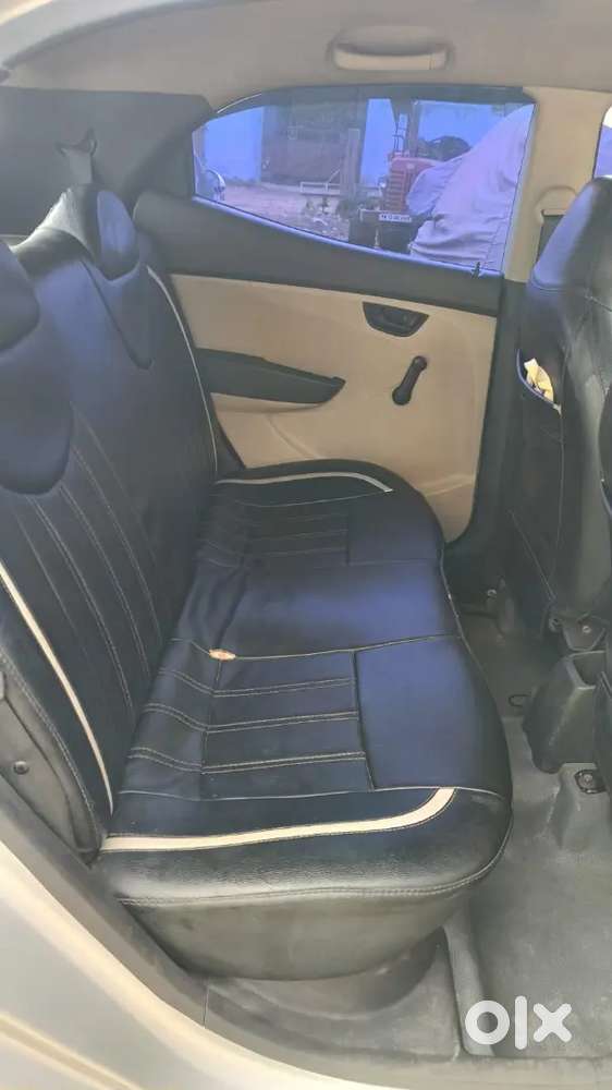 Hyundai Eon Magna Petrol 2012