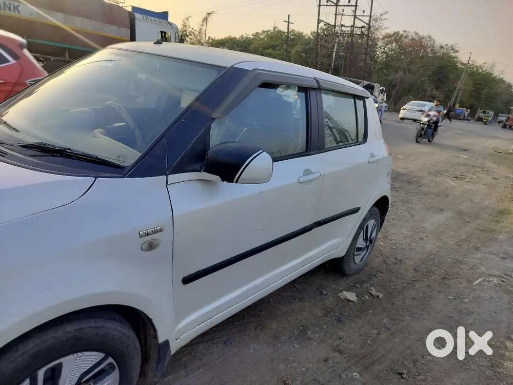 Maruti Suzuki Swift 2010