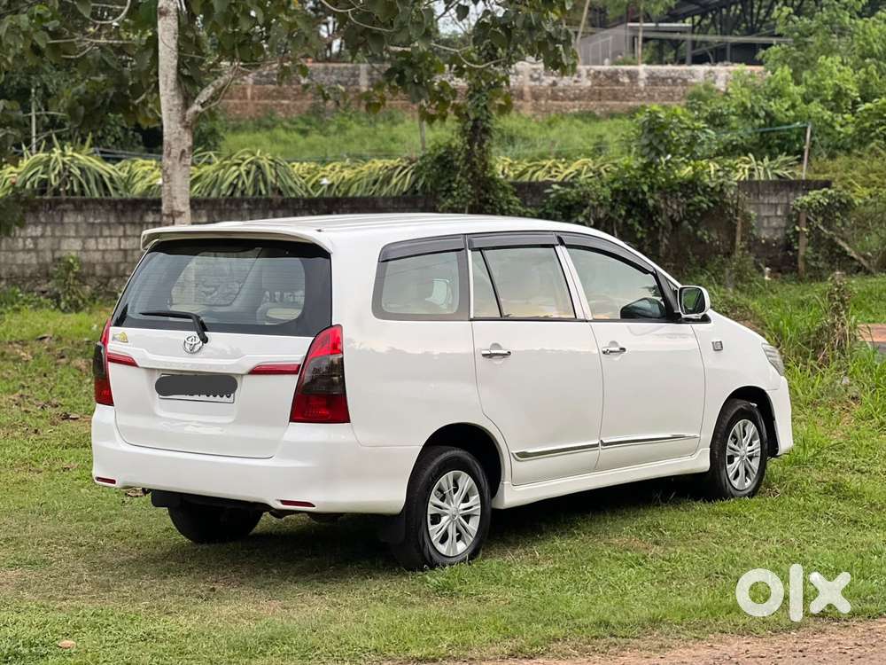 Toyota Innova 2.5 V 7 Str, 2015, Diesel