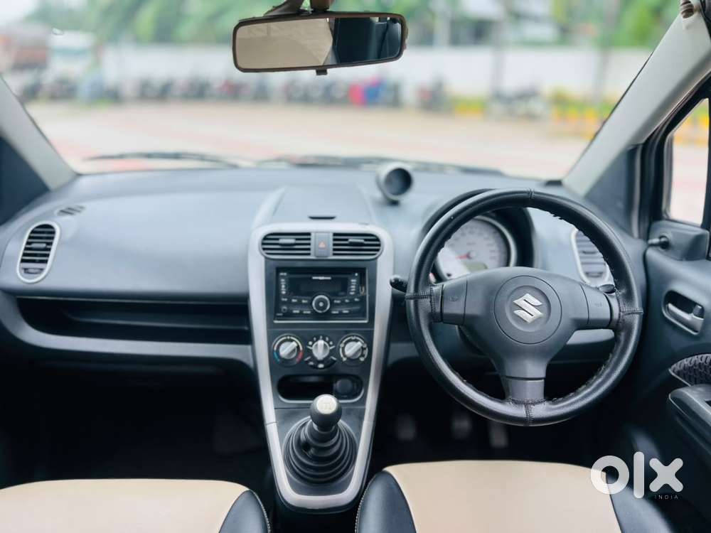 Maruti Suzuki Ritz Vxi, 2013, Petrol