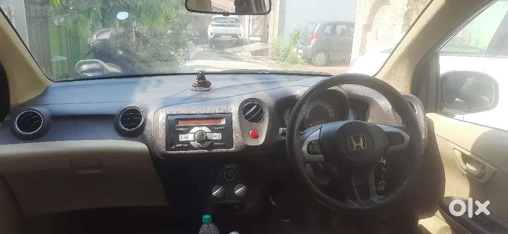 Honda Brio 2012 Petrol 1.5 Lakh