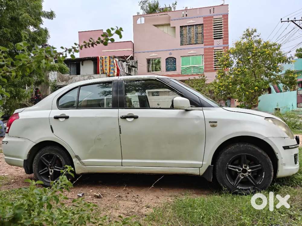 Maruti Suzuki Dzire 2011