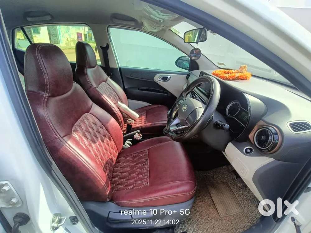 Hyundai Aura 2022 Dec 30 Top End Vehicle