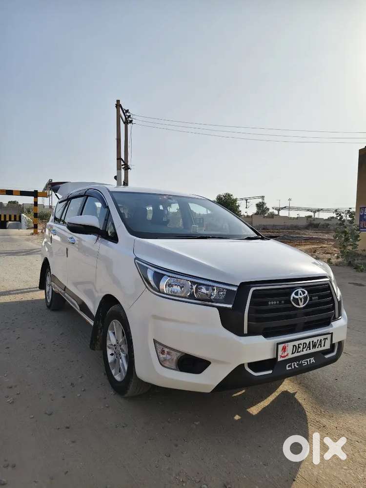 Innova Crysta 2023 Model Diesel Well Maintained