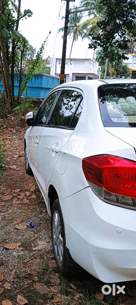 Honda Amaze 2013 Diesel 194000 Km Driven   Good Condition