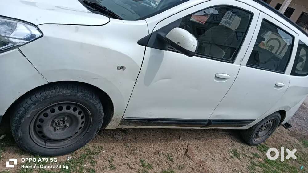 Renault Lodgy 2016 Diesel 91000 Km Driven Well Maintained.