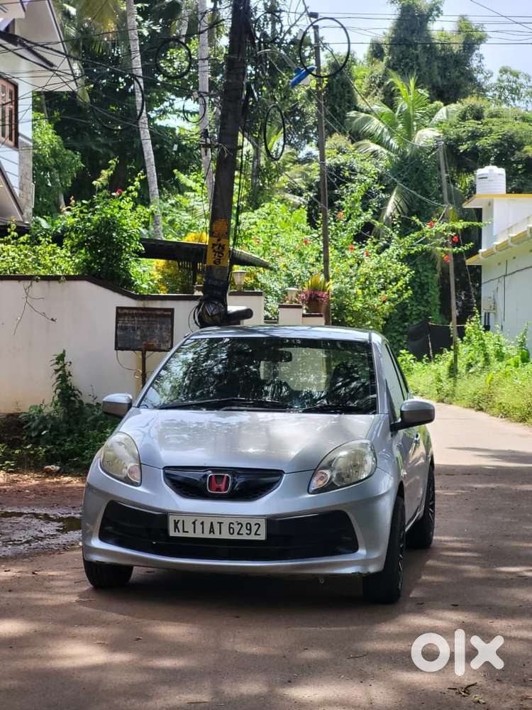 Honda Brio S Mt, 2014, Petrol