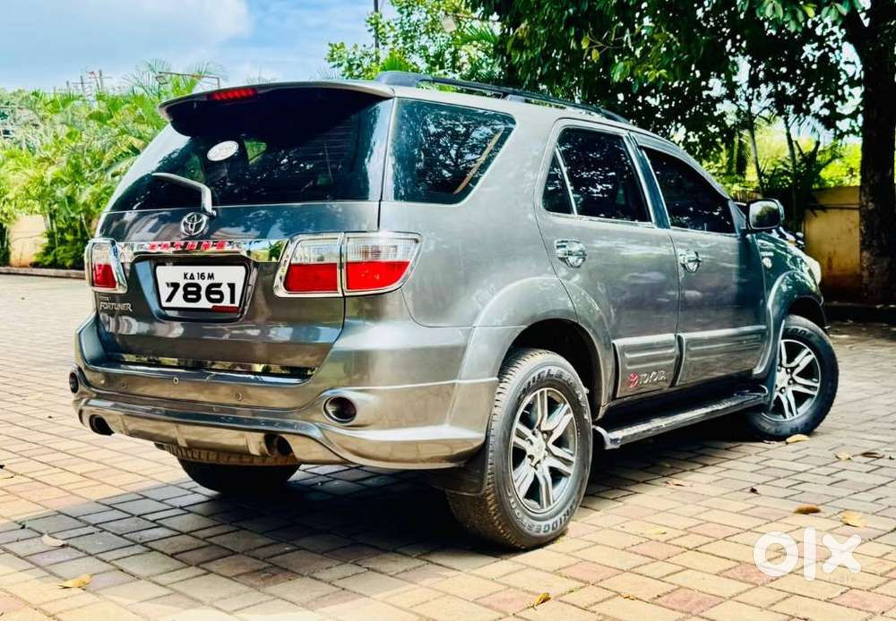 Toyota Fortuner, 2010, Diesel