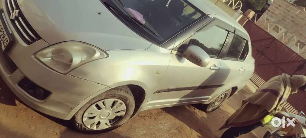 मारुति सुजुकी स्विफ्टओके कंडीशन  इंश्योरेंस रनिंग 2030 तक आरसी वैलिड