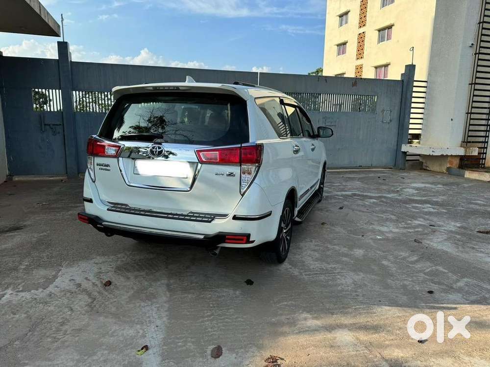 Toyota Innova Crysta 2021 Diesel Well Maintained