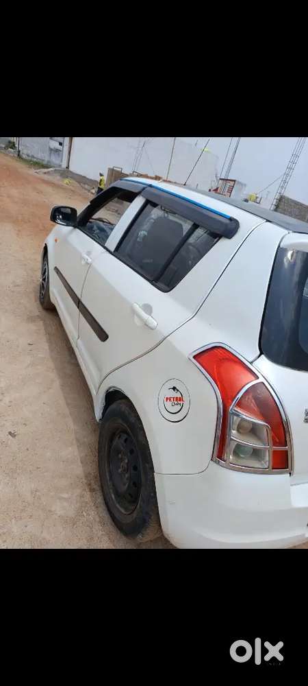 Maruti Suzuki Swift 2008 Petrol 68000 Km Driven